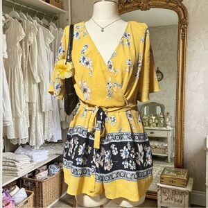 Trixxi Floral Kimono Romper Size M Boho Hippie
